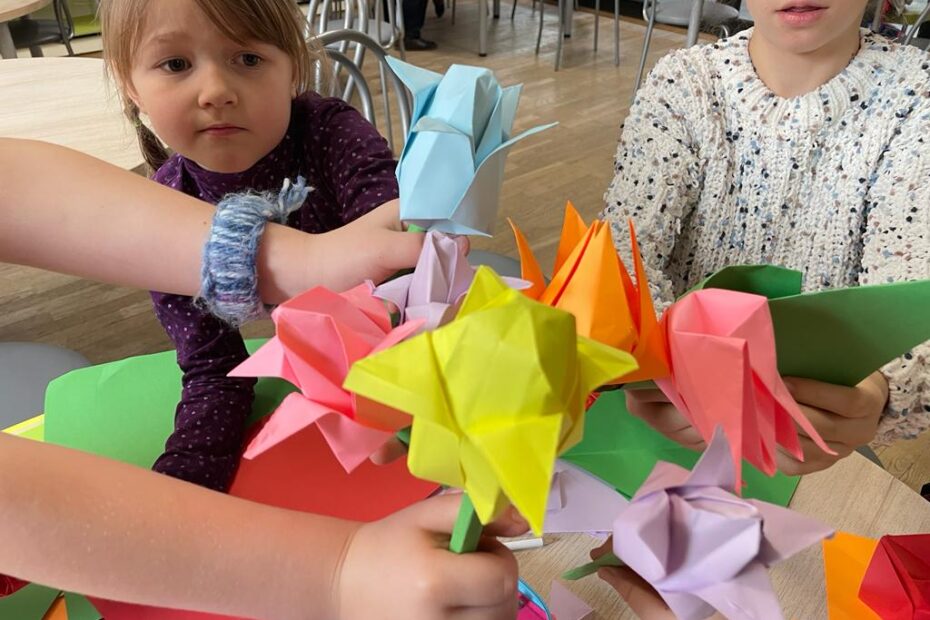 Kwiaty zrobione techniką origami